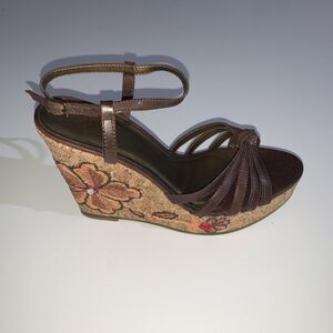Carlos by Carlos Santana Shoes Womens 7.5 Cork Wedge Blossom Floral Sandals